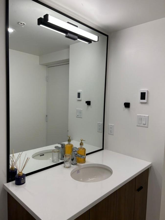 Victoria Private Studio Suite Colwood Exteriér fotografie